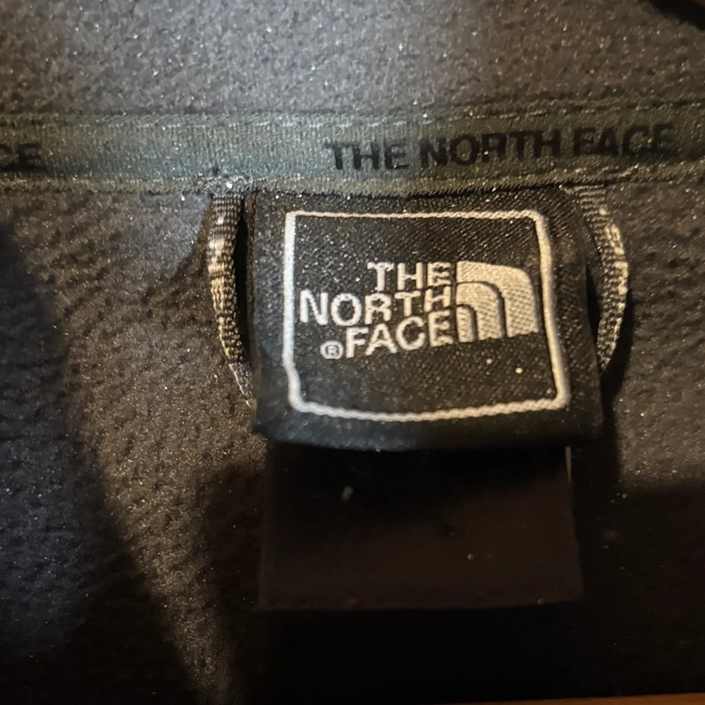 The North Face Men's Dark Gray Performance Jacket - Picture 2 of 7